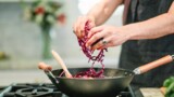Перевірений рецепт тушкованої капусти з м'ясом
