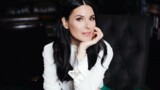 Образ дня: Элегантная Маша Ефросинина в деловом костюме нежных оттенков