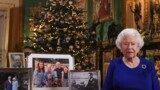 Без Меган, Гарри и принца Эндрю: Королева Елизавета II обратилась к нации на фоне фото не всех членов семьи