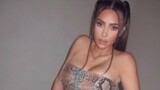 Достаточно горячо: Ким Кардашьян позировала в бикини